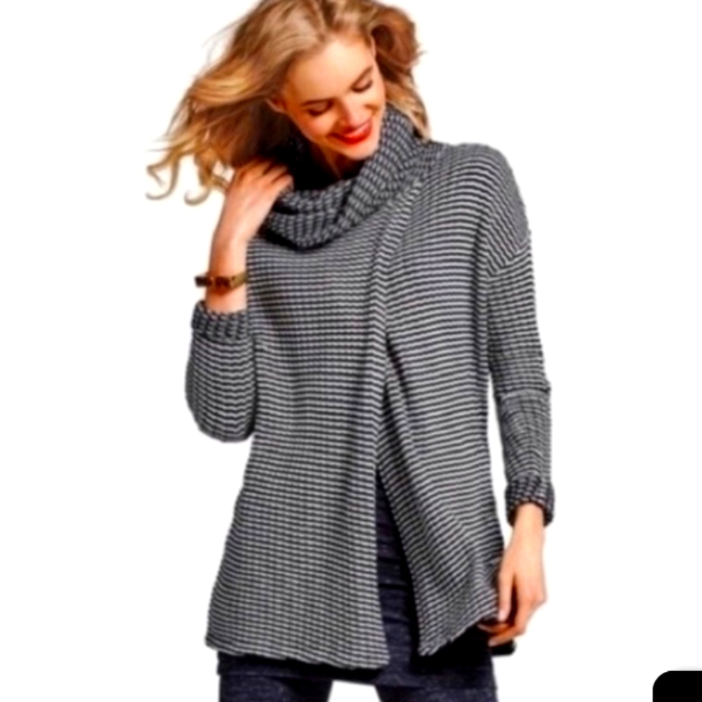 Cabi Fergie Split Turtleneck